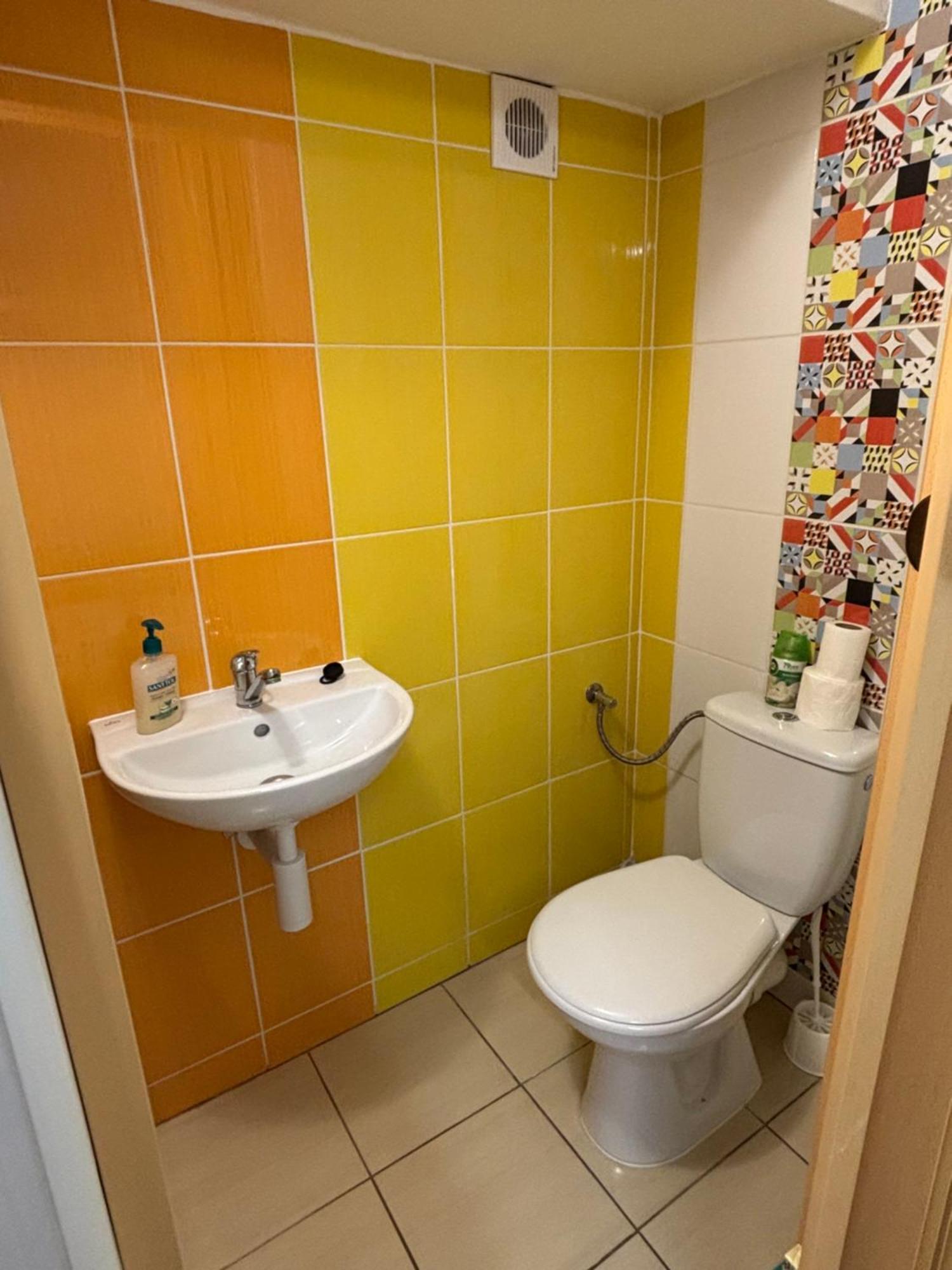 Apartmanovy Dom Grand Štúrovo Eksteriør billede