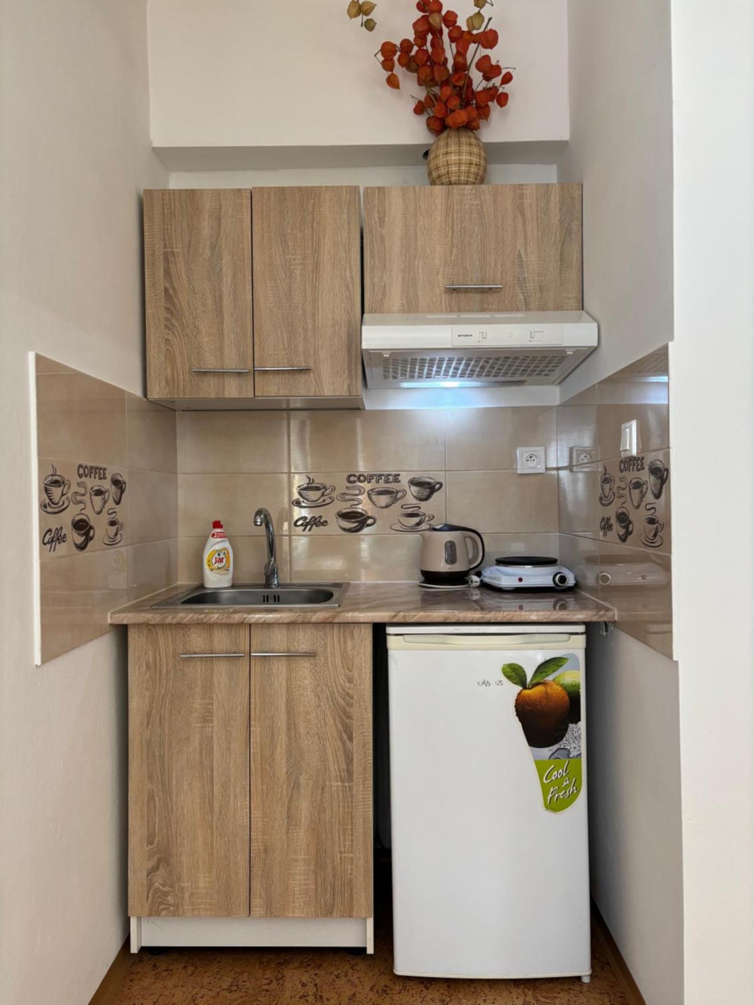 Apartmanovy Dom Grand Štúrovo Eksteriør billede