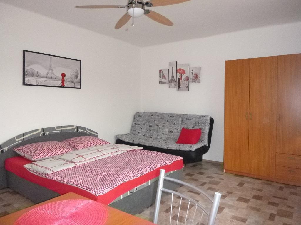 Apartmanovy Dom Grand Štúrovo Eksteriør billede